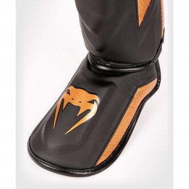 Venum leg protection elite Evo 5